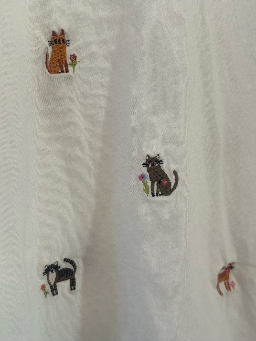 Natural Life Fave Little Things Embroidered Cat 100% Cotton White T-Shirt - Picture 6 of 6